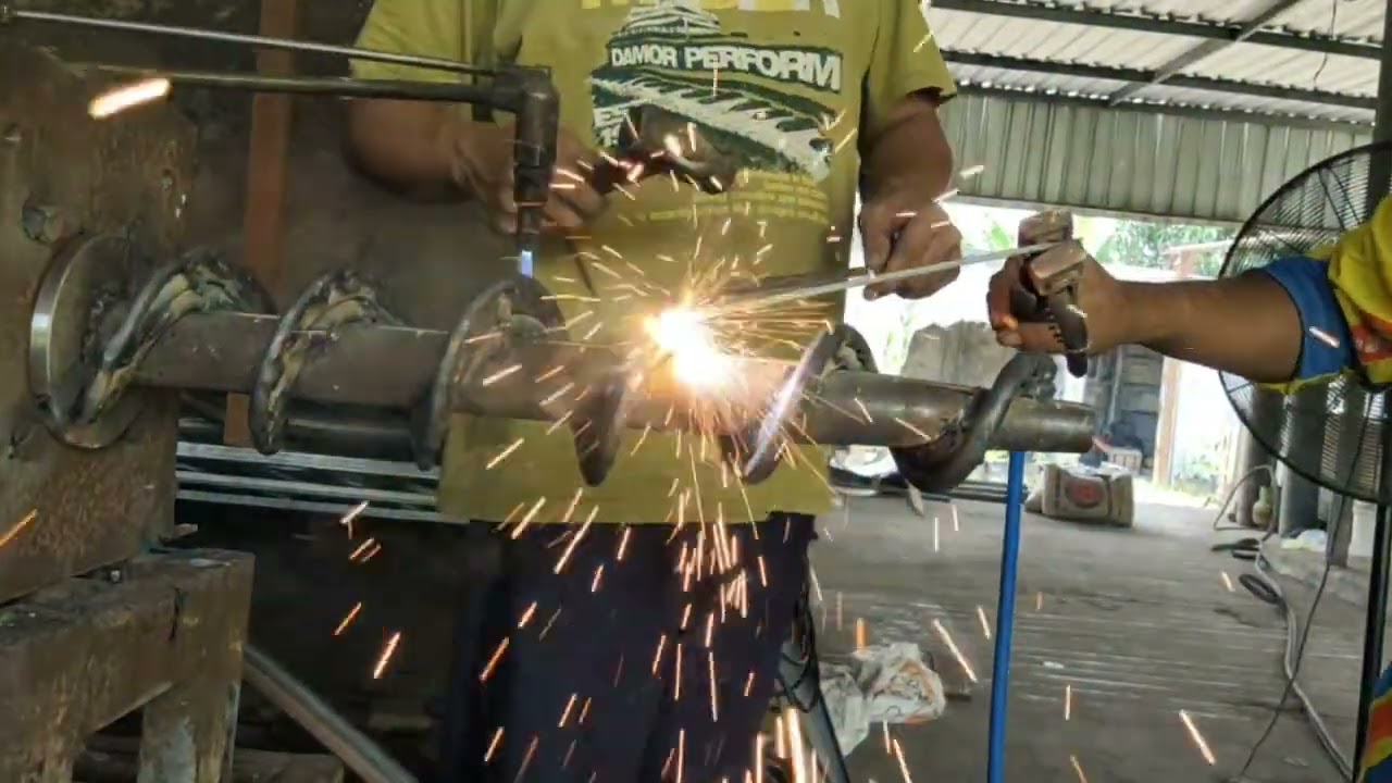 HOME MADE SCREW EXTRUDER FOR CHARCOAL PRODUCTION# WA 082221911566 #charcoal #briquettes