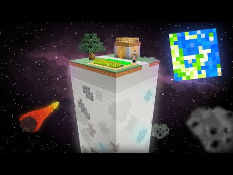 Видео: ПЫТАЮСЬ ВЫЖИТЬ НА ЛУННОМ ЧАНКЕ В КОСМОСЕ В МАЙНКРАФТ | Компот Minecraft