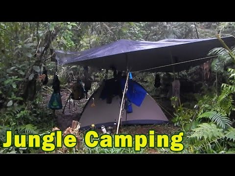Junglecraft Campsite - DIY Jungle shelter for pouring rain