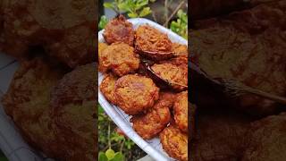 Kochu Bora Recipe