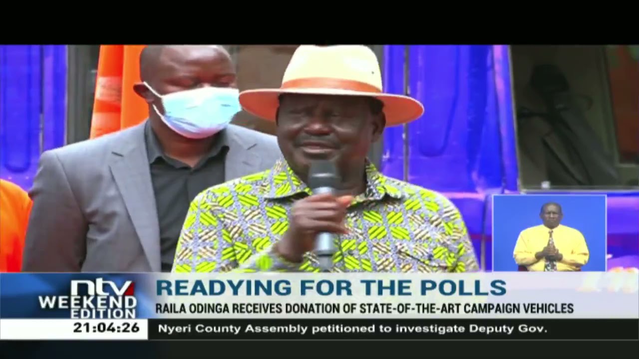 Raila receives state-of-the art branded campaign vehicles