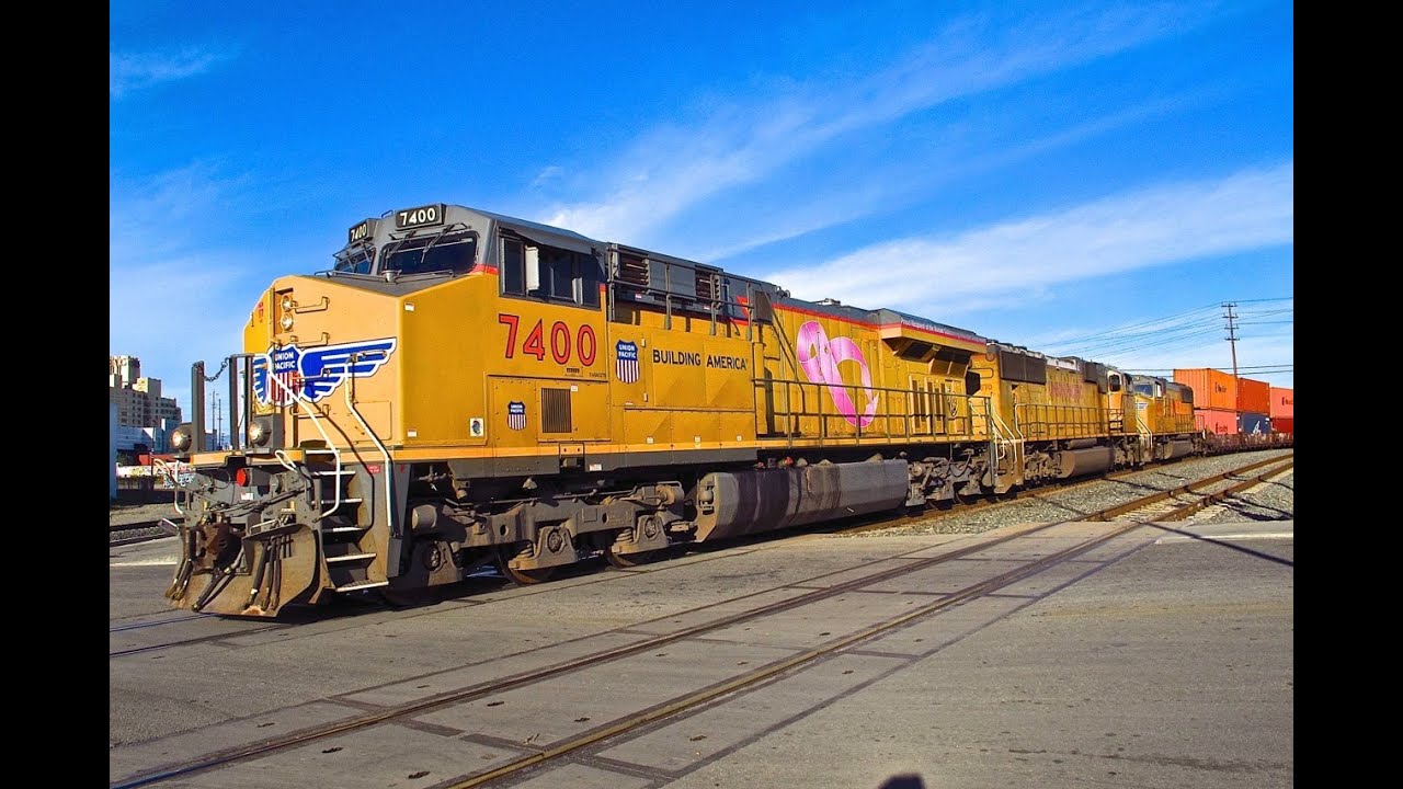 Union Pacific 7400 - Pink Ribbon Locomotive - 2012 - YouTube
