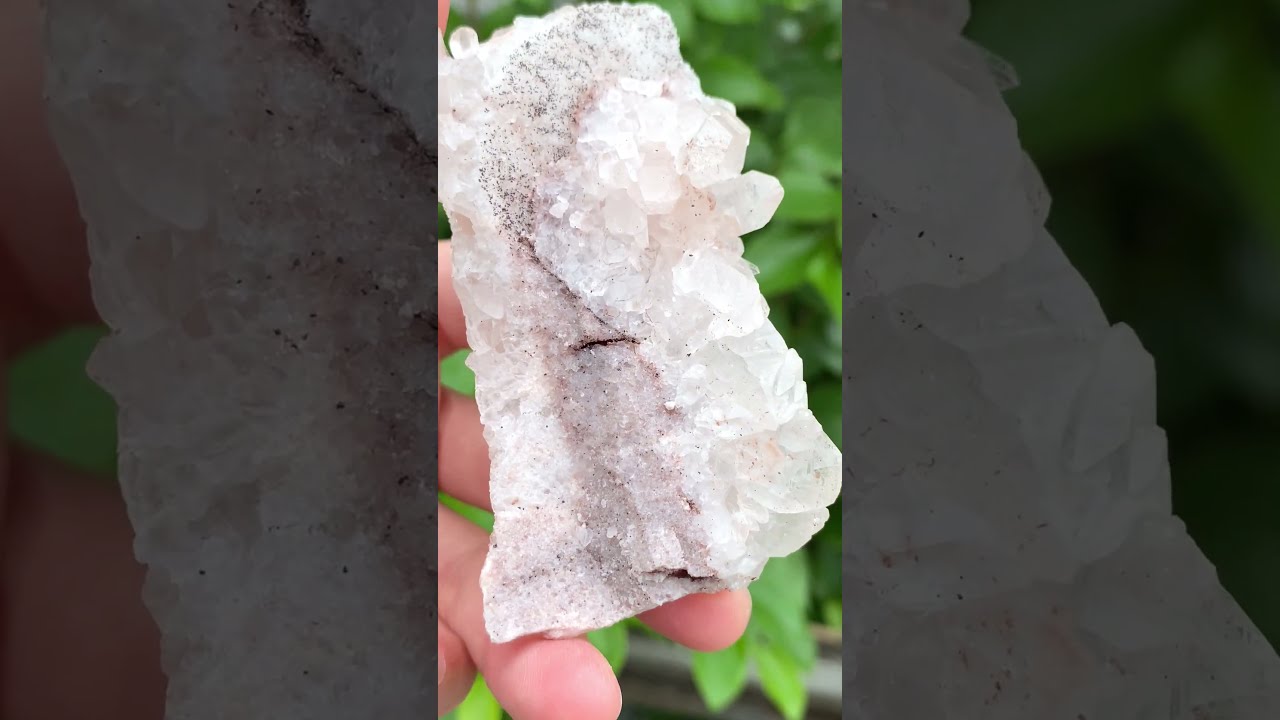 ヒマラヤ水晶クラスター 天然水晶 浄化のクリスタル
