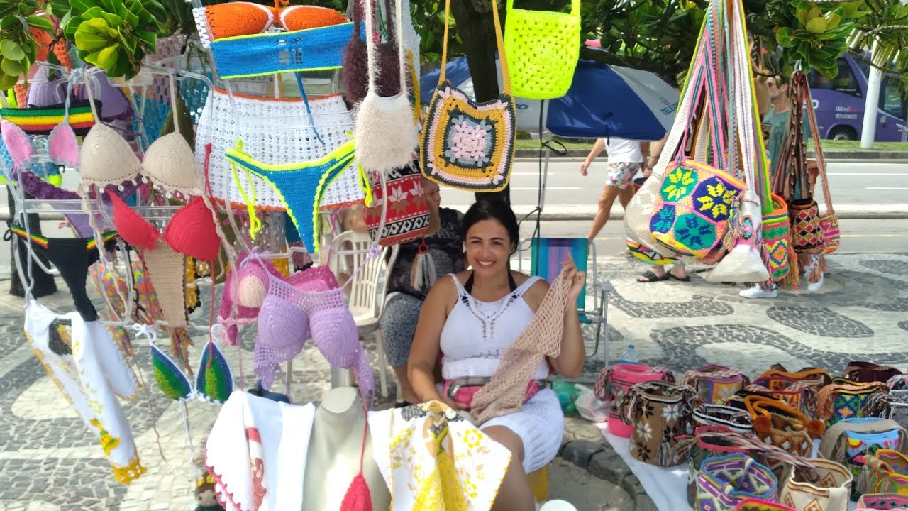 FUI VENDER CROCHÊ  NA PRAIA  DE IPANEMA NO RIO DE JANEIRO (1 dia)Domingo de Carnaval 🎭