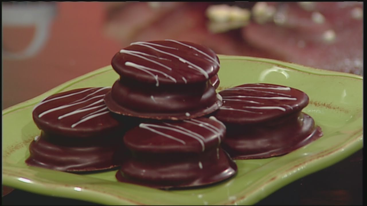 Mass Appeal LatinAmerican sweets Alfajores! YouTube