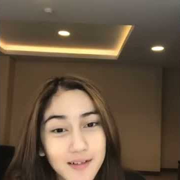 Aku tuh kenapa si?  @ulyanadya