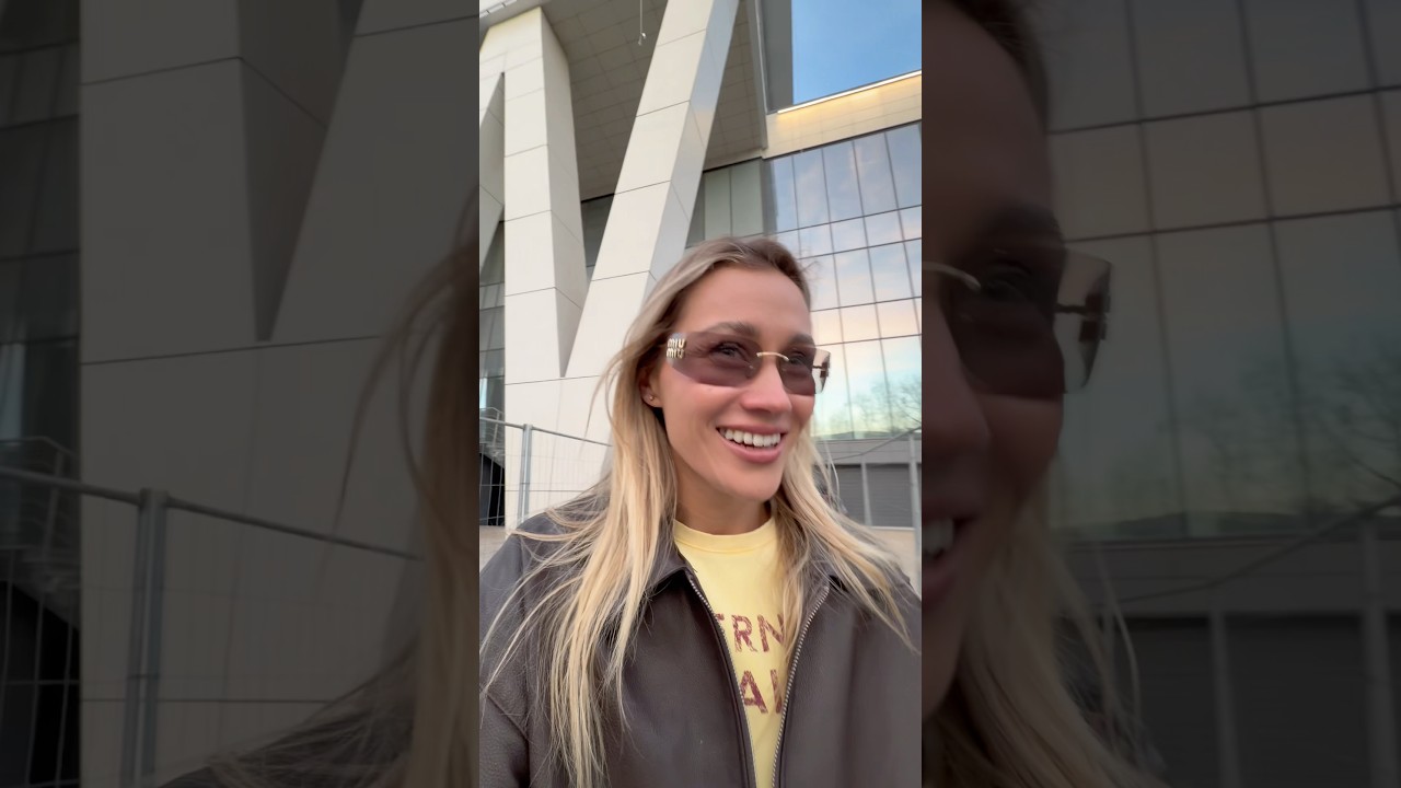 моя сестра в шоке, что она мне сестра! Слушайте VIP на всех площадках!!!