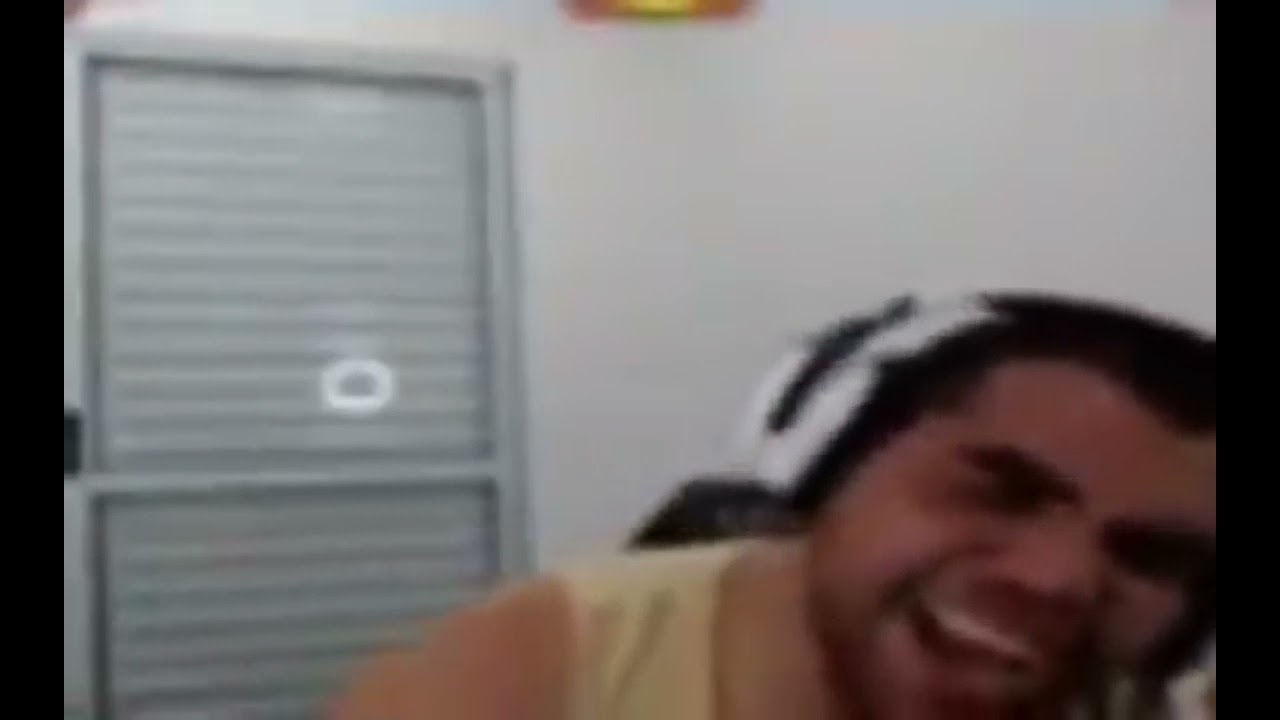 olha a carinha dele kkkkk mas é 1 hora YouTube olha a carinha dele kkkkk mas é 1 hora YouTube