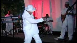 Funky Nassau Raphael Ray Munnings Live.avi
