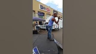 Limpopo Boy Bujwa showing off his some few new moves @mall Lebo
