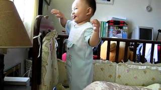 2007.07.21嬰兒床自玩篇.AVI