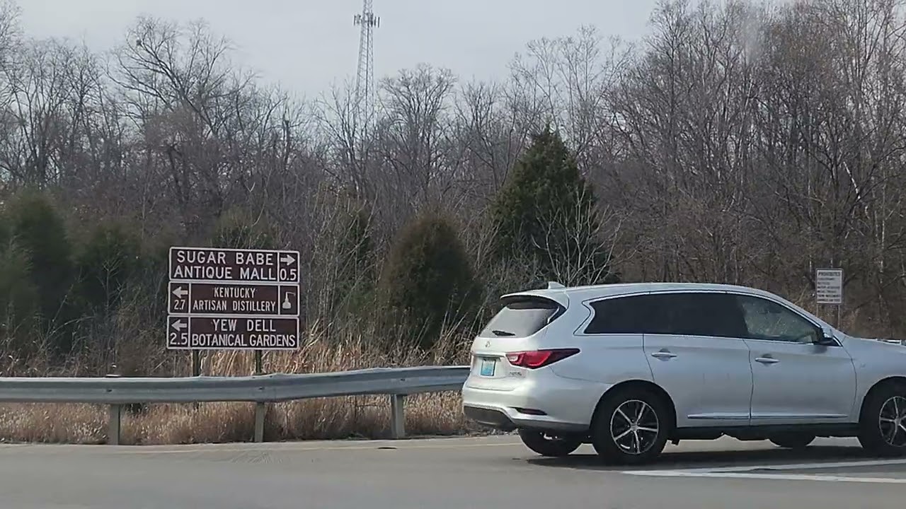 Driving through Crestwood Louisville Kentucky