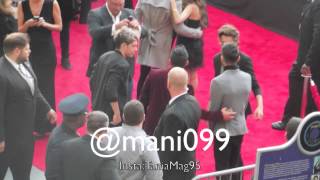 One Direction Behind The Scenes at the AMA'S Red Carpet