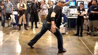 How To Do A Perfect Butterfly Kick with Ray Park (Darth Maul from Star Wars)