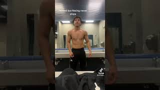 Foo Passes Out From Flexing In The Mirror 🤣😭💀❗️❗️