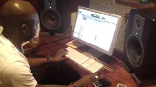 PAYDAY MIXXING MARLON BINNS ' MY LIFE ' ON 'THE TRUTH RIDDIM' JAN2010