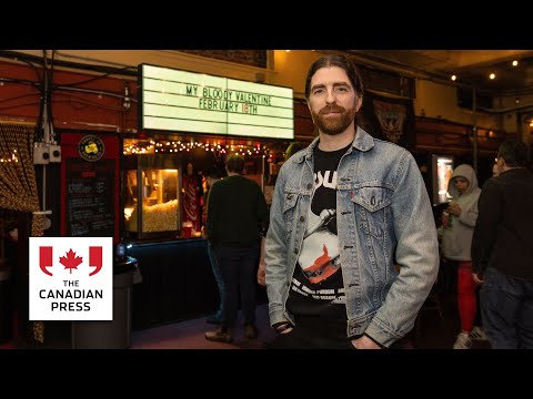 Film buffs unite at old school movie nights