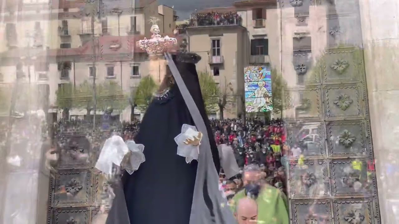 Madonna che scappa in piazza 2022