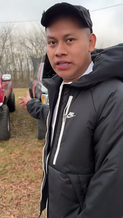 HECTOR CHIC de TIKTOK presumiendo sus CARROS TOYOTA 22R