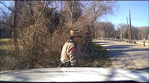 Yamaha YZF1000R executes a perfect takeoff from a Texas DPS trooper before crashing.