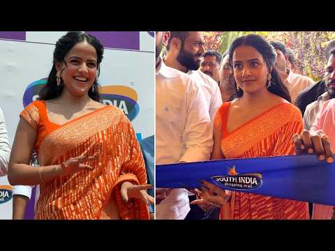 Actress Vaishnavi Chaitanya Grand Opening Of South India Shopping Mall