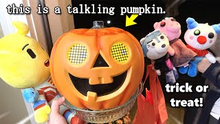 ROBLOX PIGGY Trick or Treat at PghLFilms’ House!! (ft. A Talking Pumpkin)