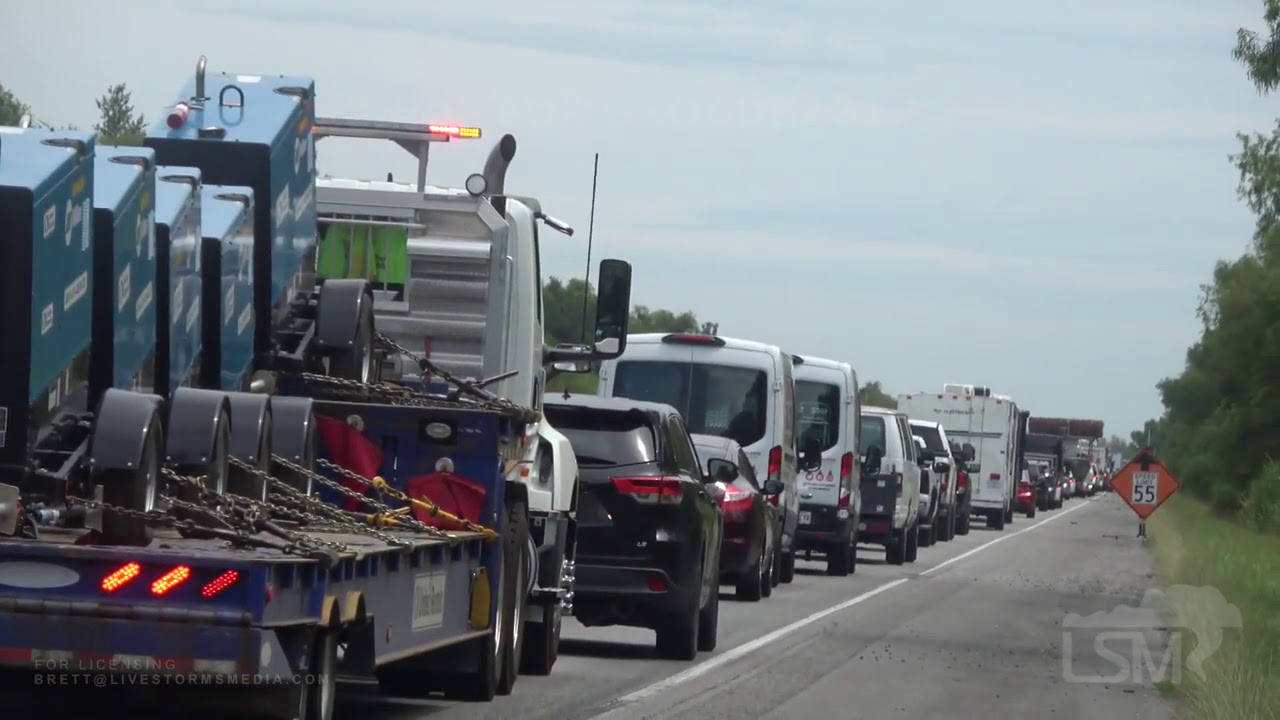 82320 Des Allemands, LA Hwy 1 & 90 Hurricane Marco Evacuees Stuck In