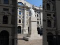 ПАМЯТНИК СРЕДНЕМУ ПАЛЬЦУ (Statua del Dito Medio, Milano, Itаlia) (2)  #Shorts
