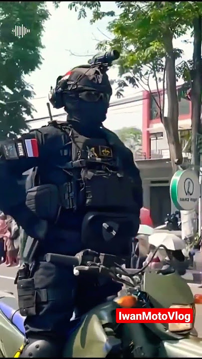 Parade Pasukan Tni Indonesia Dan Kopasus Pasukan Elite