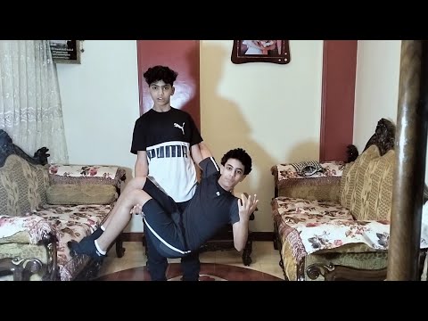تحدى اليوغا أو اليوجا قمه الضحك لو عجبك الفيديو اشترك في القناه ليصلك كل جديد بنحبكو كتييير