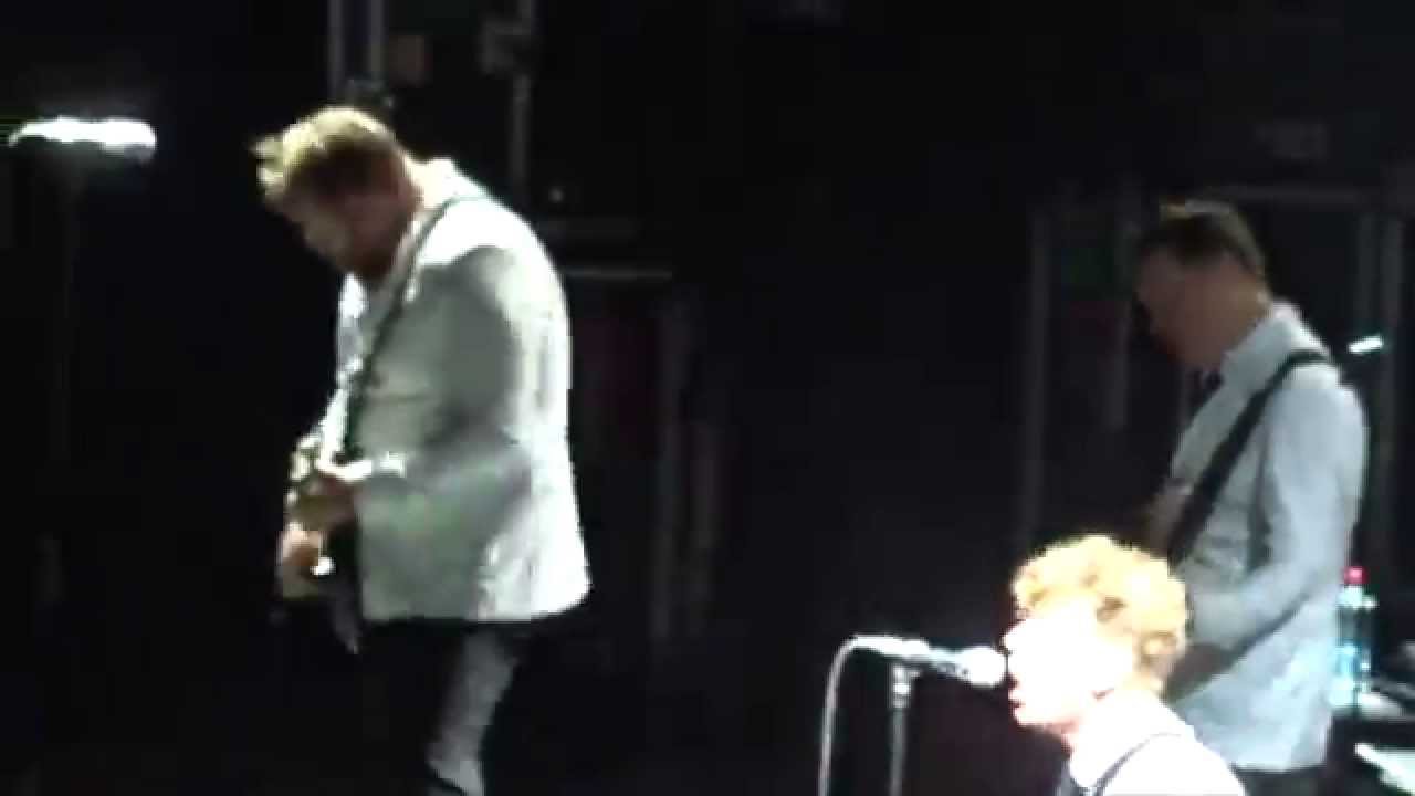The Hives Chile 2014 – See Through Head cinetopia