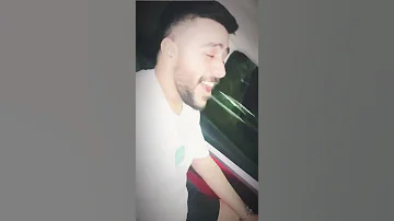 احمد كامل اغنية علي عيني قريبا علي عيني اشوفك جاية قدامي و ابص بعيد 