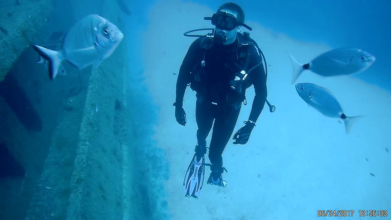 My first dive with scuba in Malta. Underwater world with gitup 2 pro