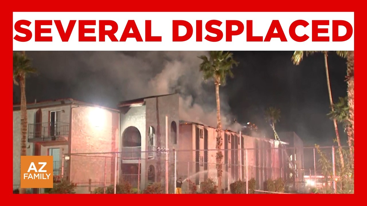 Second-alarm apartment fire breaks out in west Phoenix - YouTube