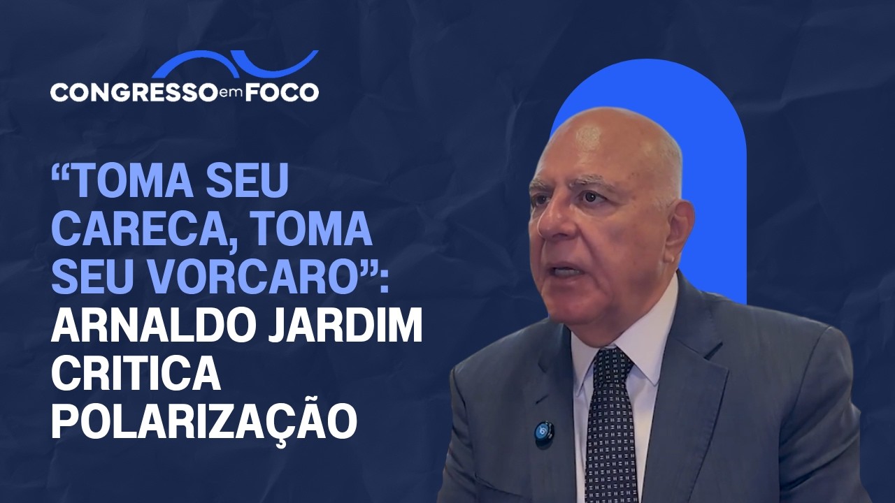 "Toma seu Careca, toma seu Vorcaro": Arnaldo Jardim critica polarização "Toma seu Careca, toma seu Vorcaro": Arnaldo Jardim critica polarização