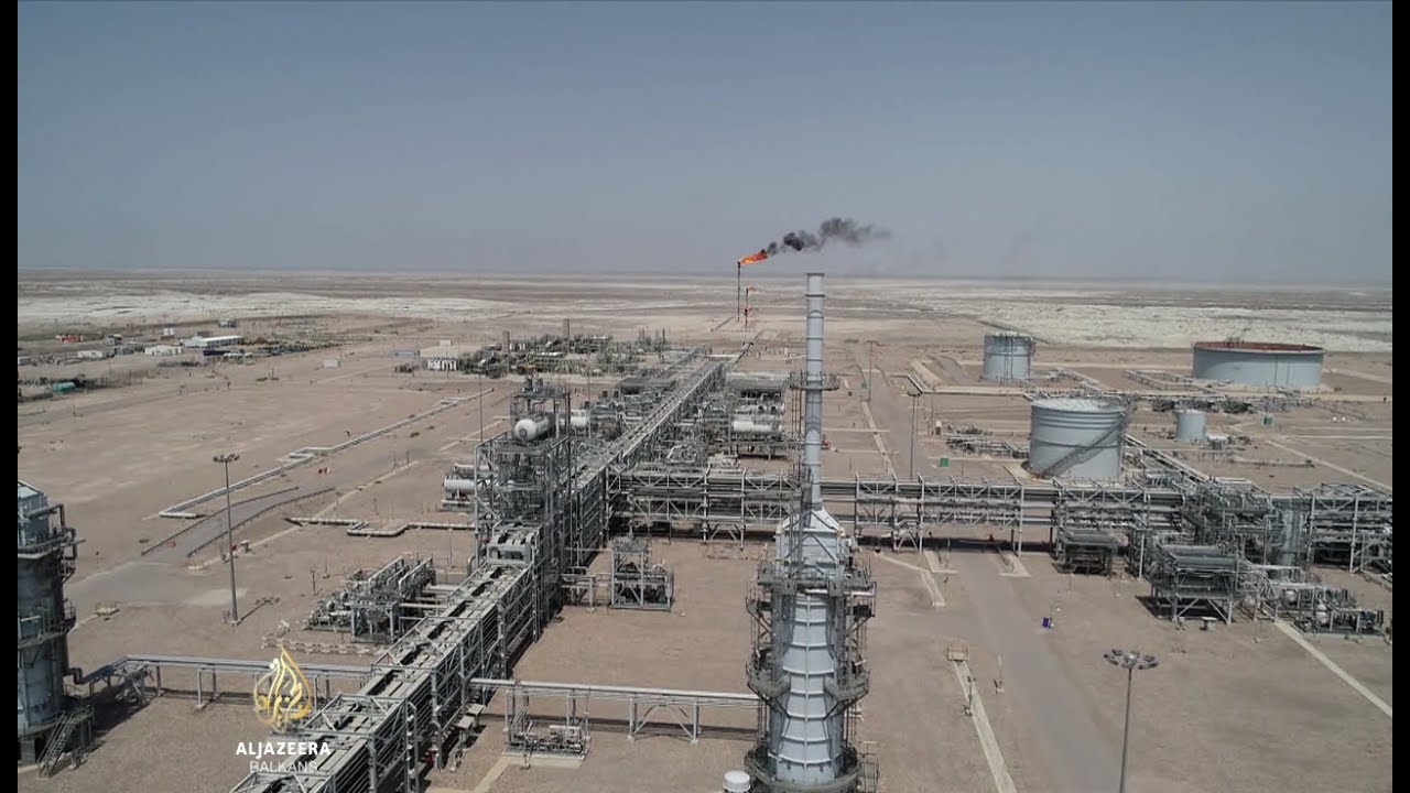 العراقيون يسعون إلى جذب المستثمرين في قطاع النفط