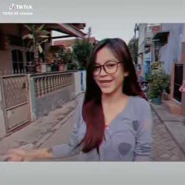 Angka 7 lebih barhaga dari pada angka 2 karna tuan ku membahagiakan mu buka menduakan mu