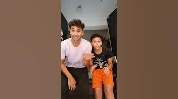 عملت موقف تحت بيتي سمع في كل حته سيتي 