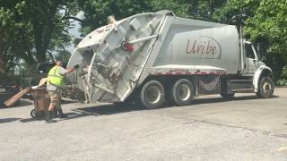 Uribe Refuse