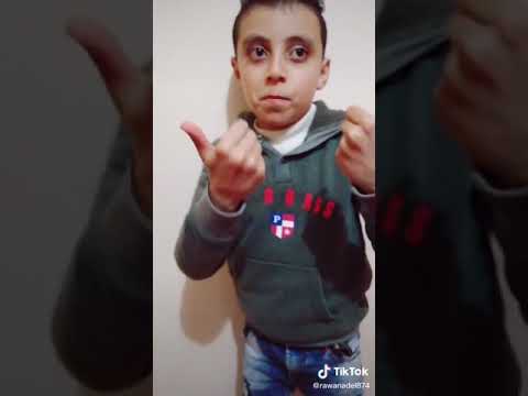 البيتزا هقطعها