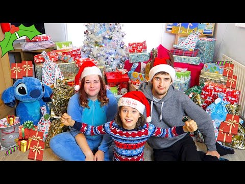 CHRISTMAS MORNING SPECIAL