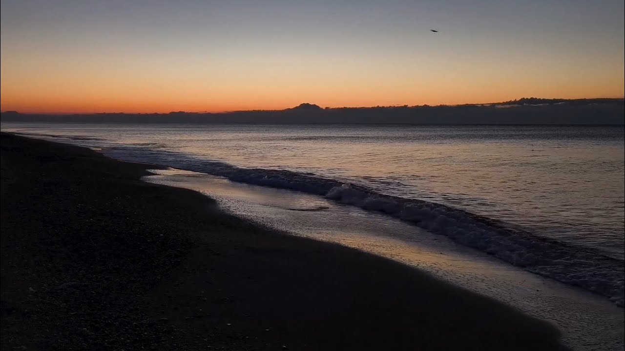 Peaceful Sunrise Ocean Waves ASMR 🌅 Relaxing Sea Sounds for Sleep & Calm | 4k in 3h