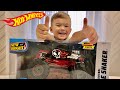 Крутой Монстр-трак  от HOT WHEELS, на заледеневшем озере.