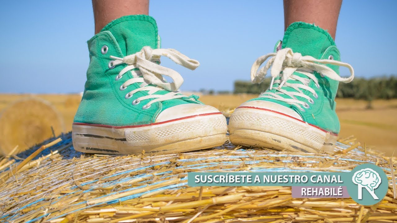 Niños que meten los pies al caminar Rehabilé YouTube