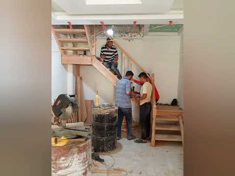 سلم داخلى خشب