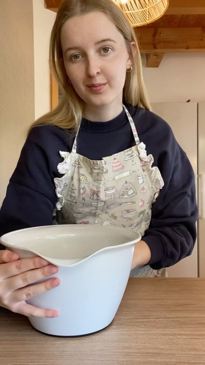 Nein, wir machen keine Dubaischokolade sondern Schokokuchen🎂 #tiktok # ... Nein, wir machen keine Dubaischokolade sondern Schokokuchen🎂 #tiktok # ...