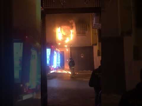 Incendio en una vivienda de Torredonjimeno newspaper mockup