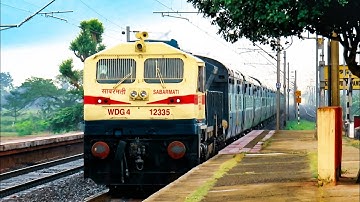 Varanasi Sealdah Express Train Hauled By (SABARMATI) SBI WDG-4 /TRAIN IN RAIN / INDIAN RAILWAYS
