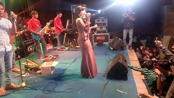 DEVI TRIANA TAKDIR TRIAS MUSIC LIVE BANJARAN BANGSRI