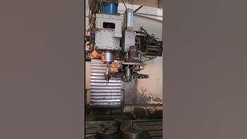CNC,  CNC VERTICAL MACHINING CENTER, TOOL CHANGING, Magazin, changing action, action work